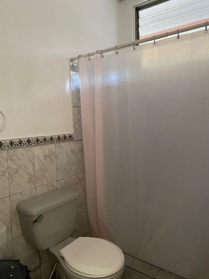Hostal Los Heroes Antiguo Cuscatlán 外观 照片