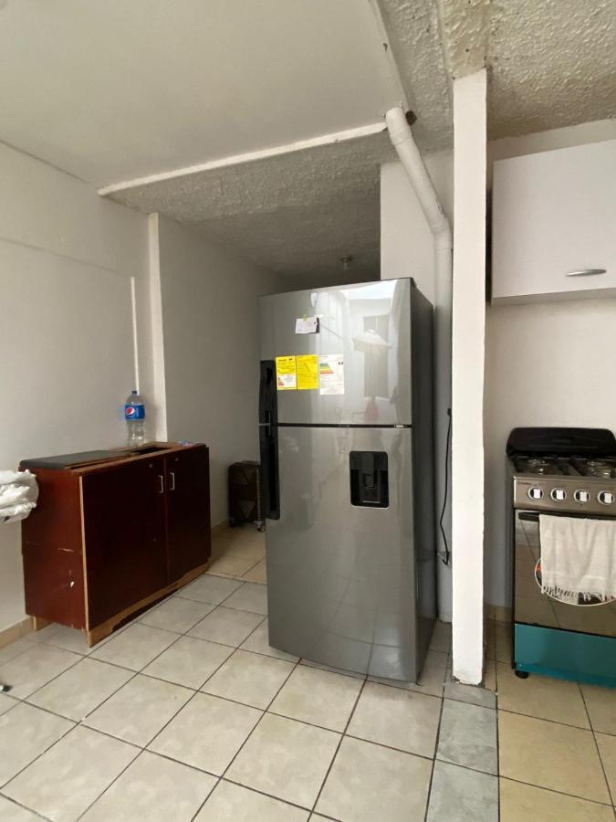 Hostal Los Heroes Antiguo Cuscatlán 外观 照片